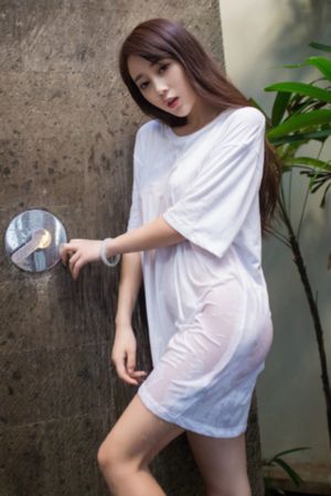 草莓看视频在线观看免费_4K高清免费观看